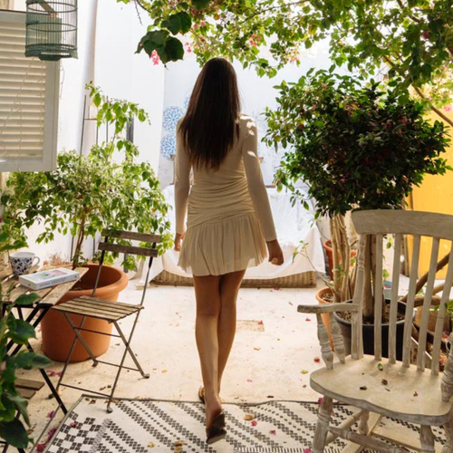 London - An Elegant, Long-Sleeved Dress that Hugs the Body