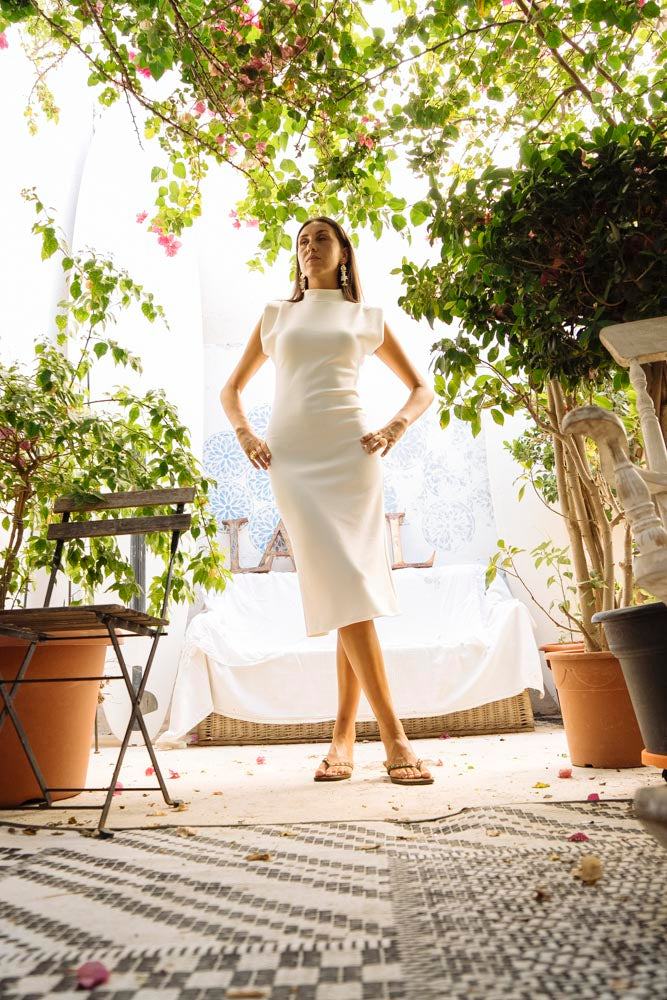 Paris - Free-flowing Dress with a Modern and Urban Touch